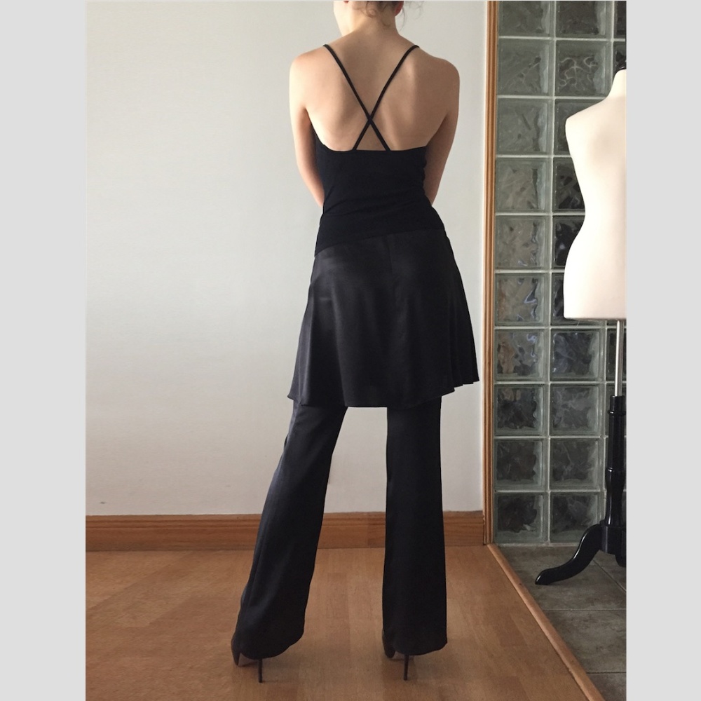 Chanel silk Trousers with attached skirt - Picture 2 of 13